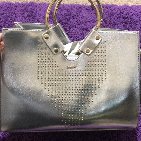 New - Picture 2 of 3